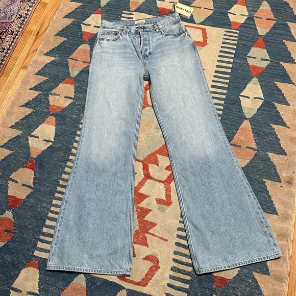 GRLFRND x Maggie MacDonald Jade Low Rise Relaxed Flare Jeans in Fairfax North - Picture 7 of 13